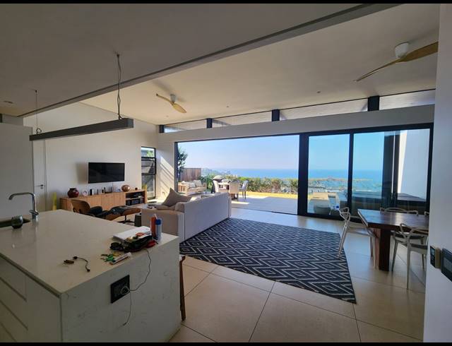 5 BEDROOM HOUSE FOR SALE IN SIBAYA PRECINCT